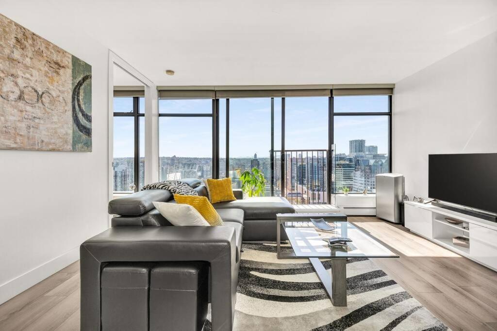 Central Luxury Apartment With Best City Views! Vancouver Buitenkant foto
