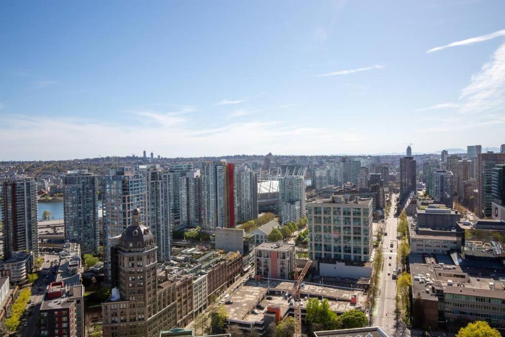 Central Luxury Apartment With Best City Views! Vancouver Buitenkant foto
