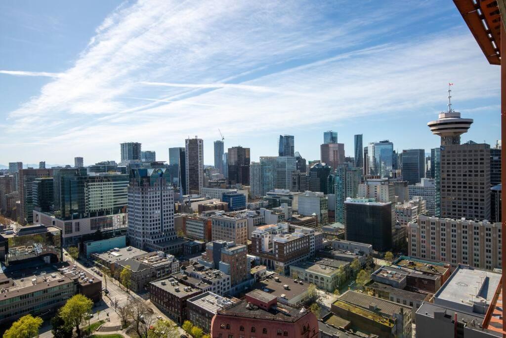 Central Luxury Apartment With Best City Views! Vancouver Buitenkant foto